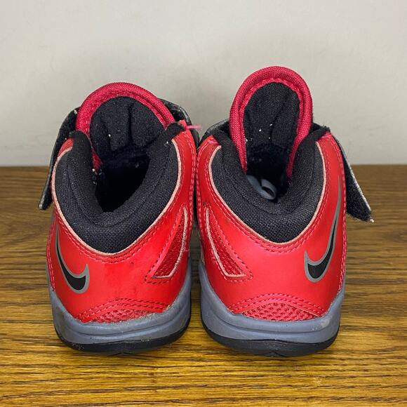 Nike LeBron Soldier 7 VII TD University Red Black Grey Basketball Sneakers 8C - Picture 4 of 7